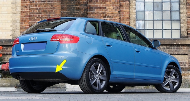 Audi A3 Sportback 09-12 Arka Tampon Çeki Demiri Kapağı 8P0807441A