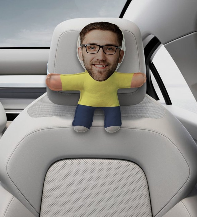 BK Gift Kişiye Özel Morty Tasarımlı Araç Koltuk Bebek Yastığı-1