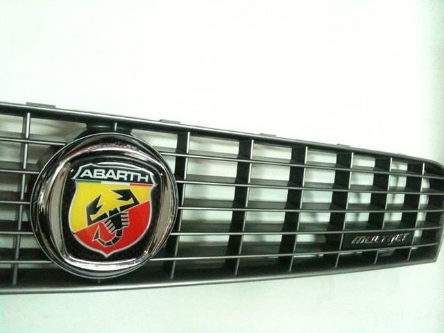 Grande Punto Abarth Logo Takım Set Rozet