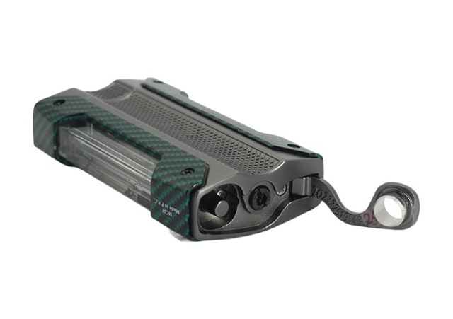Quantoro Tek Torch Pürmüz Yeşil Karbon Desenli Metal Puro Çakmağı - Trz1210