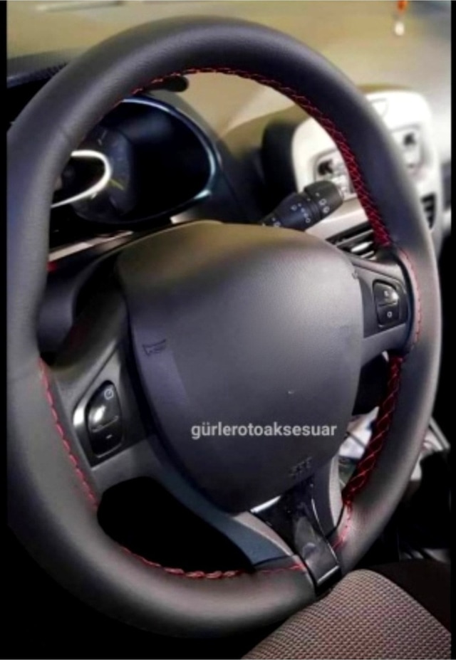 Renault Clio 4 Uyumlu Dikmeli Deri Direksiyon Kılıfı Siyah Deri Kırmızı Ipli 38 11cm