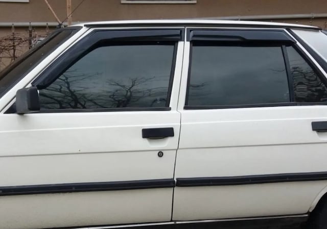 Renault 9 Broadway Cam Rüzgarlığı -