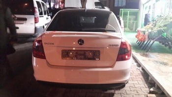 Skoda Rapid Yüksek Spoyler Spoiler