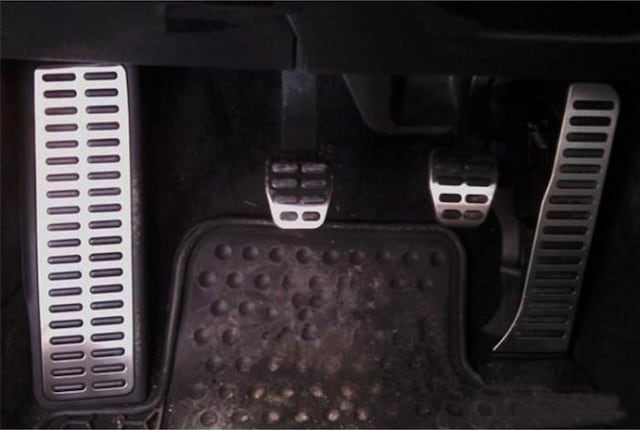 Volkswagen Jetta Mk5 Manuel Spor Pedal Seti (Geçmeli)