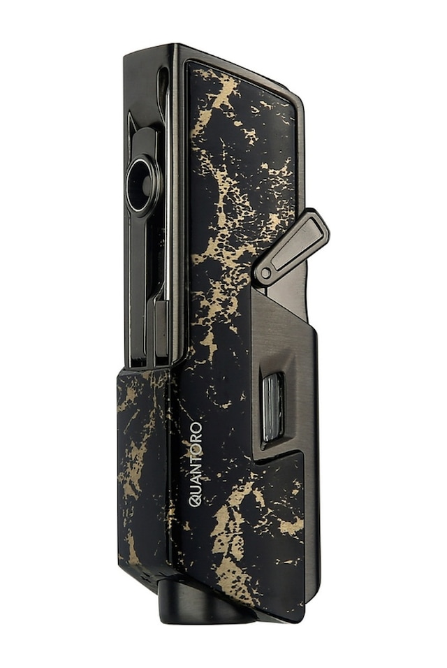 Quantoro Tek Torch Pürmüz Delicili/iğneli Siyah Gold Desenli Metal Puro Çakmağı - Trz1108