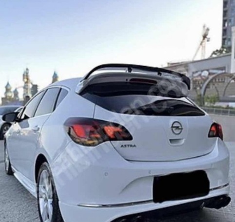 Opel Astra J Hb Opc Çift Kat Spoiler Z40r Beyaz Boyalı Fiber Ürün