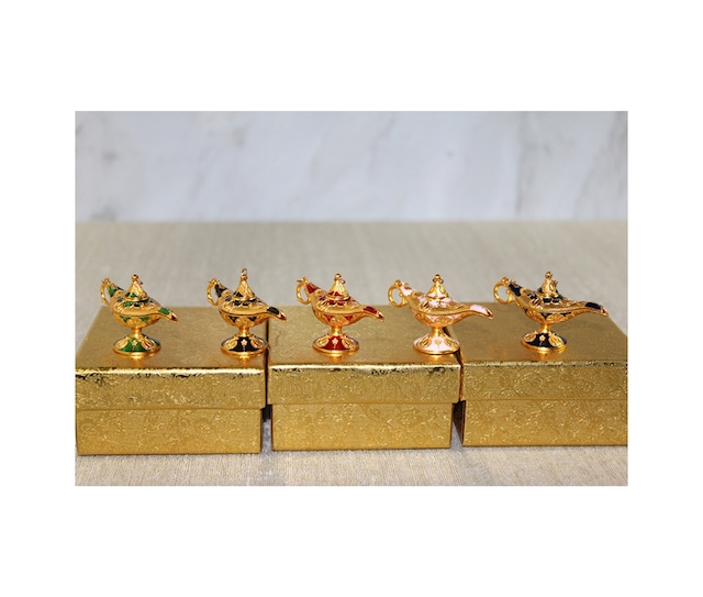 1 Adet Mineli Metal Alaatın Lambası 6 Cm Boyunda Mineli Metal Tasarım, Dekoratif Aksesuar, Enameled Aladdin Lamp
