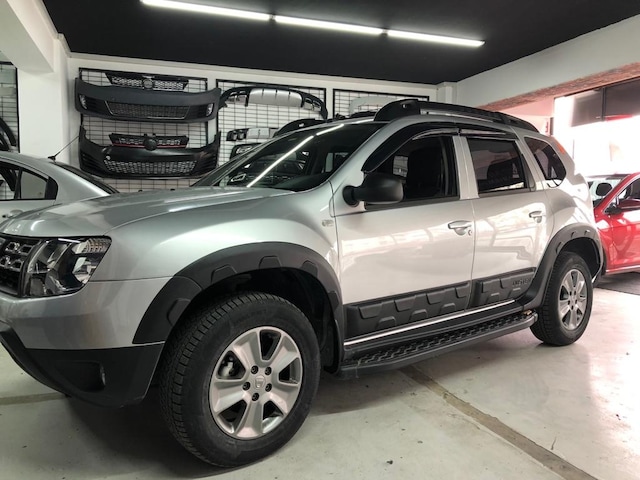Dacia Duster 2010-2017 Dodik 12 Parça Set Full