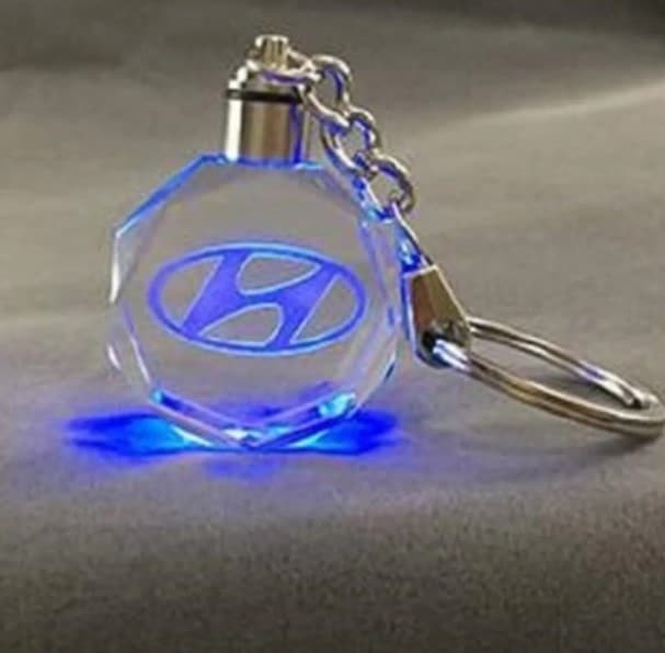 Hyundai Işıklı Anahtarlık 2021 Yılının Popüler Ürünü Şık Car Keychain Oto Araba Motor Şık Aksesuar