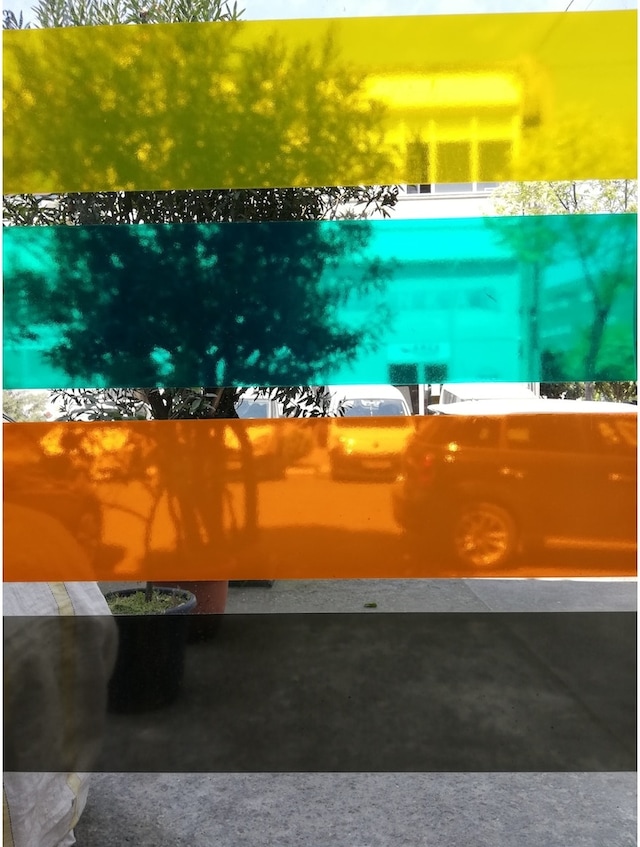 Tranparan Renkli Cam Folyosu
