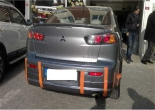 Mıtsubıshı Lancer 2008-2013 Uyumlu Arka Karlık Boyasız