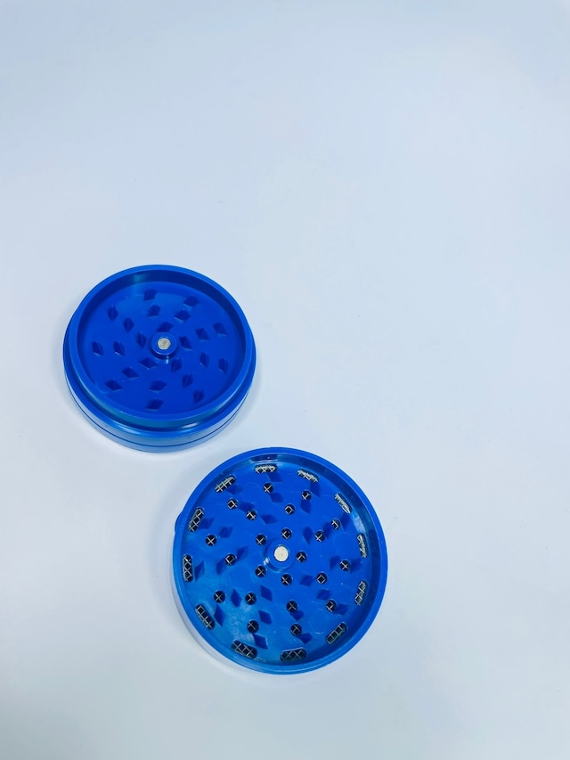 Gizeh Marka 4parça Plastik TutunÖğütücü //53mm