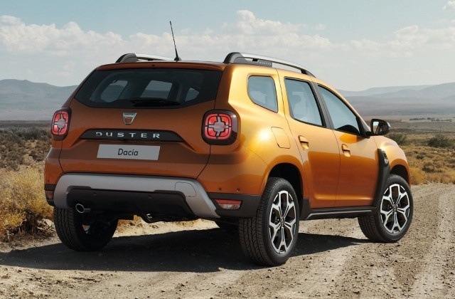 2018 Dacia Duster 4X2 Bagaj Havuzu Kaucuk Kokusuz
