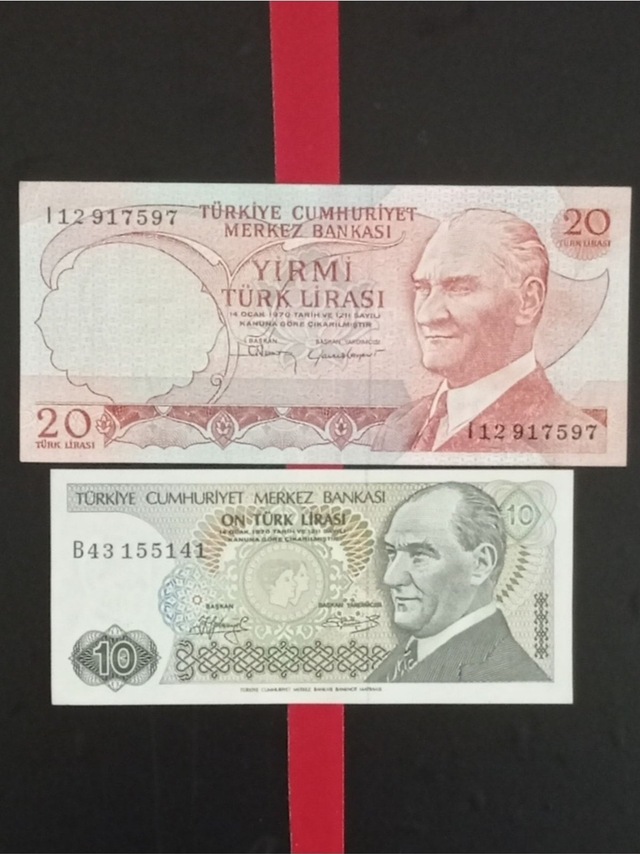 6. Emisyon 7. Emisyon 2 Adet Eski Koleksiyon Kağıt Para.