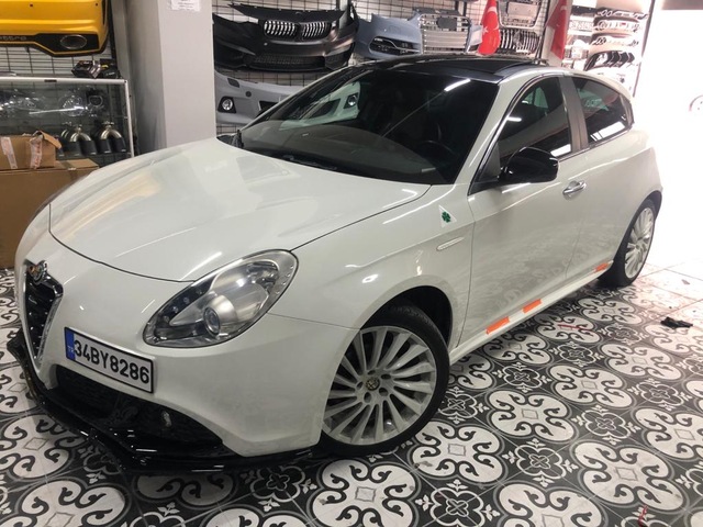 Alfa Romeo Giulietta Ön Lip Plastik Ön Ek Ön Tampon Altı Tek Parça Halinde Nam Tunıng Garage