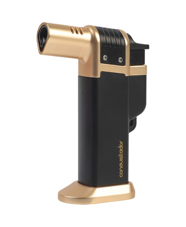 Conquistador Tek Torch Pürmüz Gold Siyah Masa Tipi Plastik Puro Çakmağı Cnq-039