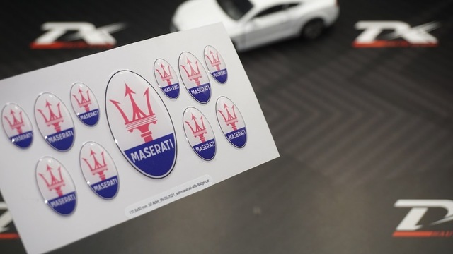 Maserati Logo 3M 3D Damla Silikon Torpido Bagaj Çamurluk Logo Amb