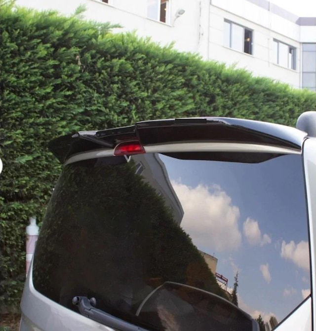 Ford Courier Yarasa Siyah Spoiler