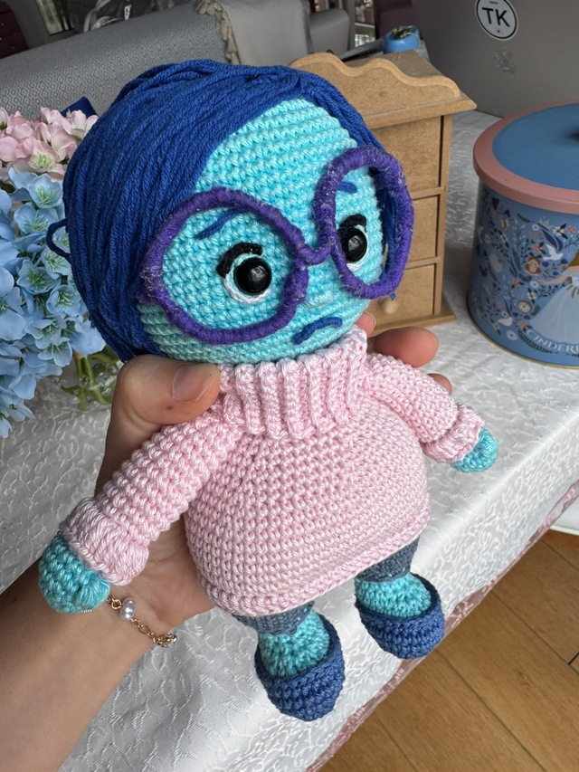 Tristeza Sadness Üzüntü Amigurumi Bebek 20 Cm