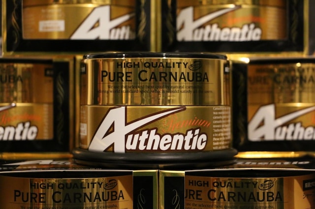 Soft99 Authentic Premium Carnauba Wax - Boya Koruyucu Katı Wax 20