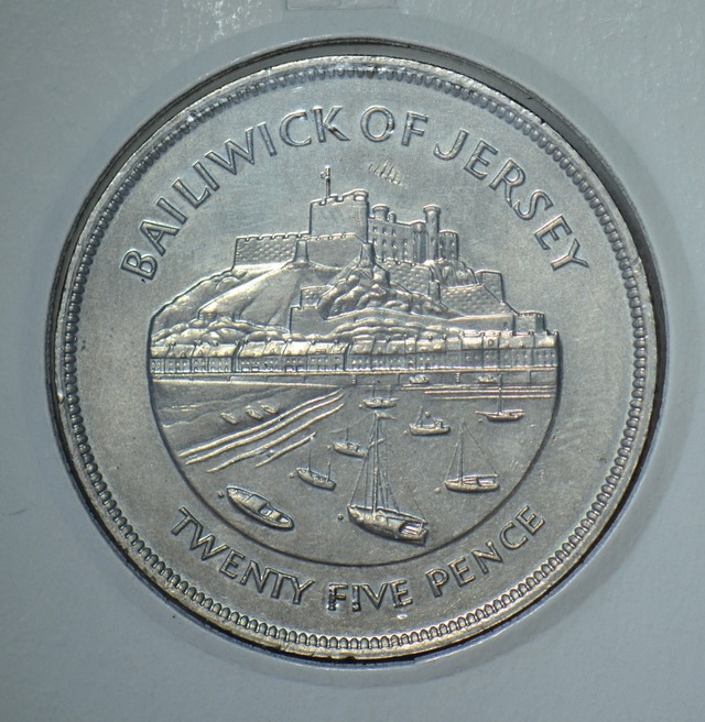 Jersey 25 Pence 1977 Kraliçe Iı. Elizabeth Tahtaçıkışının 25. Yılı 38,6 Mm 28,28 Gr. Kapamada Çil.