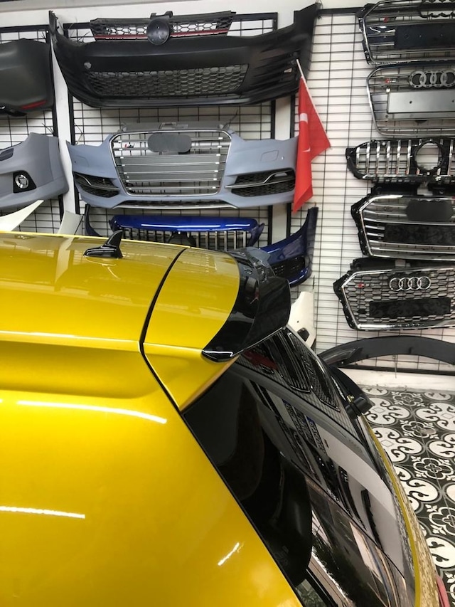 Volkswagen Golf 7 - 7.5 Ok Dizayn Spoiler - Piano Black