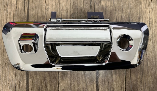 Nissan Navara Bagaj Açma Kol Krom Kamera Delikli 2015-2019