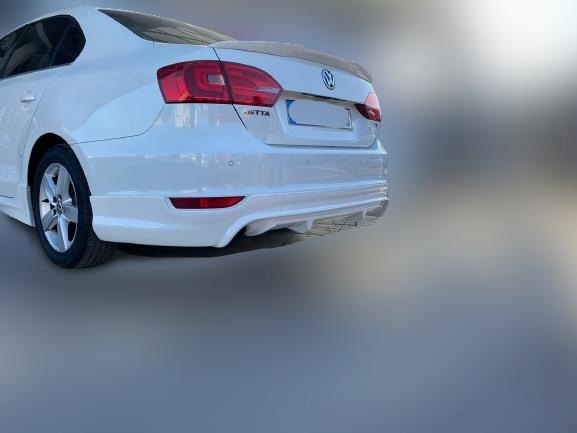 Volkswagen Jetta 2011-2014 Difüzörlü Arka Karlık