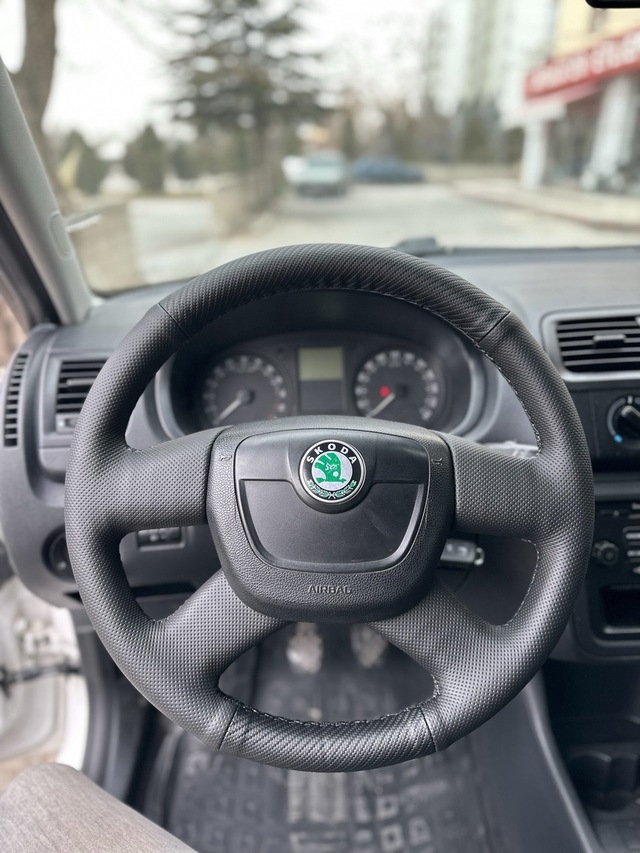 Skoda Octavia Mk2 A5 2005-2012 Araca Özel Dikmeli Direksiyon Kılı