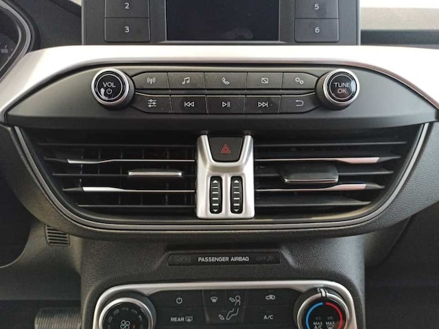 Ford Focus 2019+ Ikaz Dügme Kaplama Sılver (Abs) (490677724)