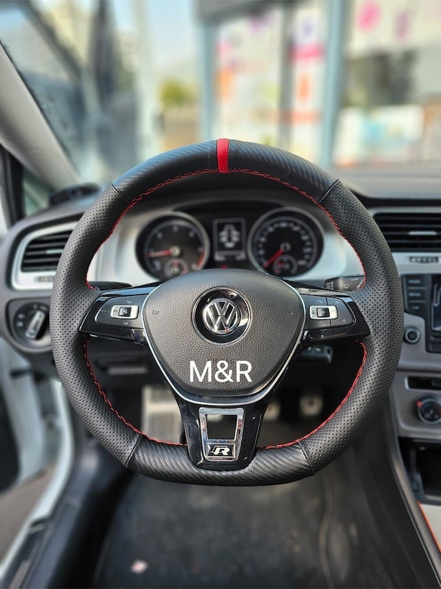 Volkswagen Golf 7 Kaplama Deri Direksiyon Kılıfı