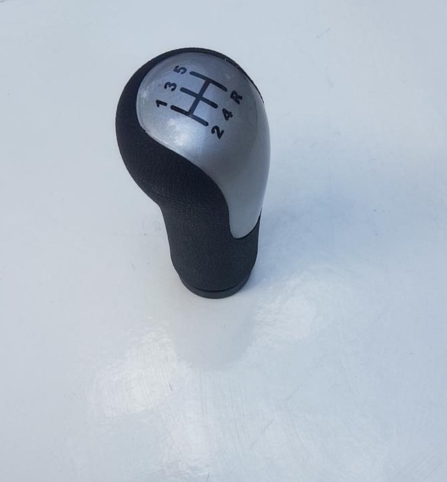 Ford Connect 2005-2013 - Ford Fiesta Gri Şemalı Vites Topuzu