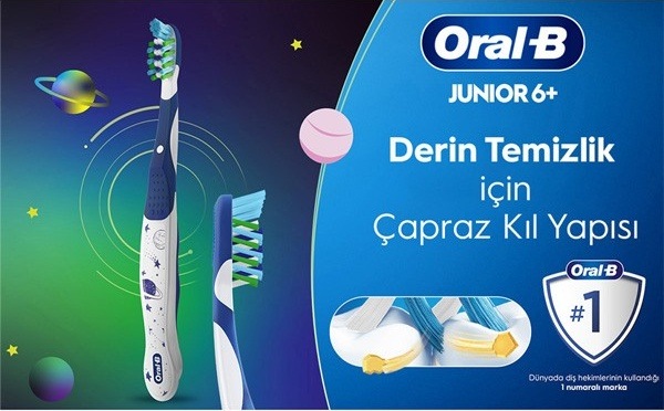 Oral-b Junior Renk Değiştiren Diş Fırçası 6-12 Yaş