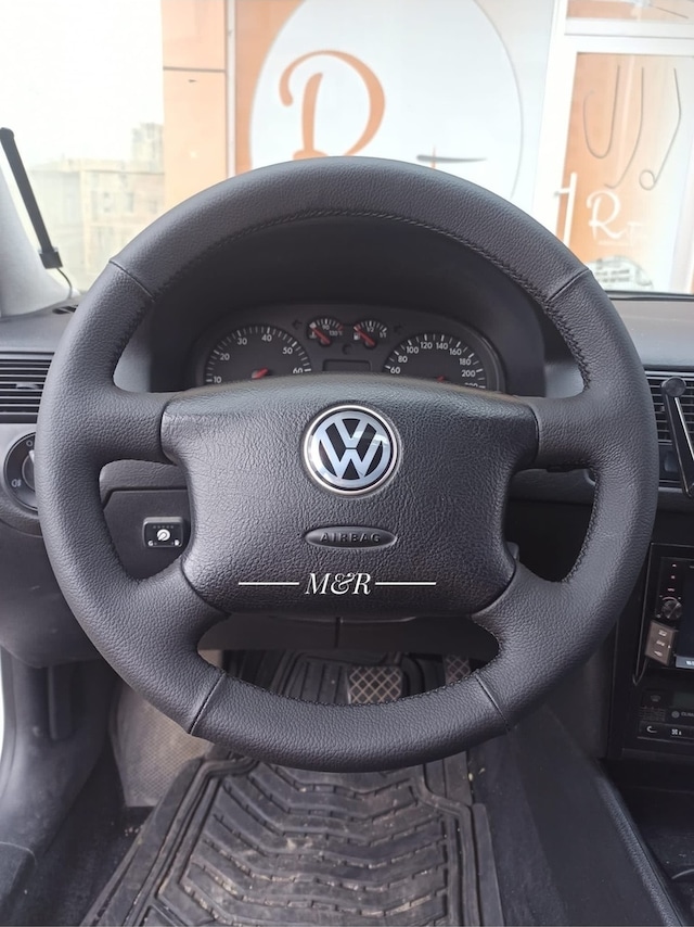 Volkswagen Golf Kaplama Deri Direksiyon Kılıfı