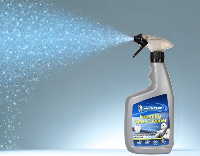 Michelin MC31395 Cam Temizleyici Köpük Sprey 650 ML