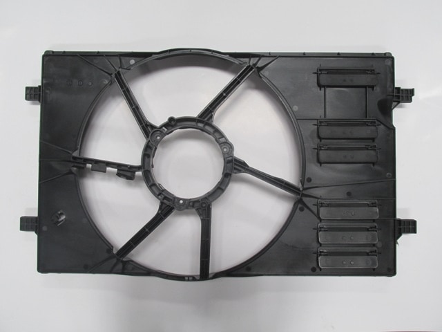 Volkswagen Passat B8 14/18 Radyatör Fan Davlumbazı Boş Gövde Tekli Twy
