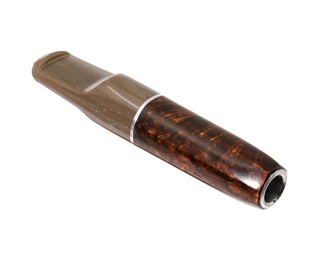Şahin Edge 9mm Filtreli 7mm Uçlu Akrilik Saplı Sigara Ağızlığı 250566