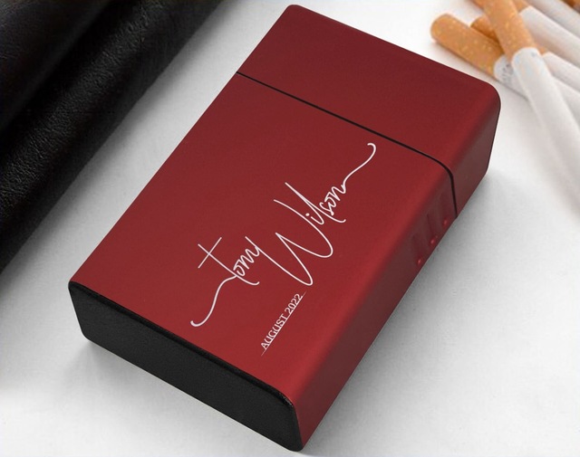 Bk Gift Kişiye Özel İsimli Tarihli Kırmızı Metal Sigara Tabakası 11