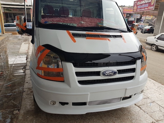 Ford Transit Kaput Rüzgarlığı 2006-2014 Arası Parlak Siyah