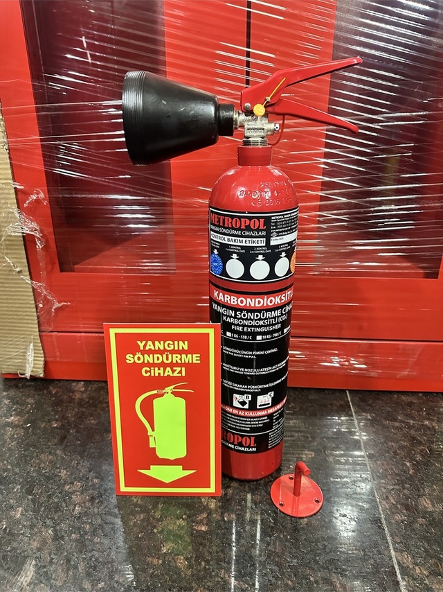 2 Kg Co/2 Karbondioksite Söndürme Cihazı Uyumlu Dört Yıl Garantili