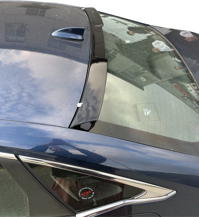 Honda Civic 2022 Fe1 Cam Üstü Spoiler Rs Yarasa Model Pianoblack Boyalı İthal Abs Plastik