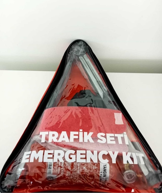 Oto Trafik Ve Ilkyardım Seti Üçgen Tüvtürk Onaylı