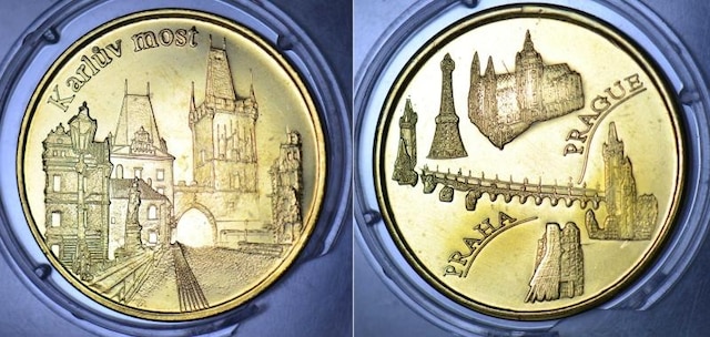 Prag Karl Köprüsü 30 Mm Madalyon. Koruma Kapsülü İçinde Çil Kondisyon.