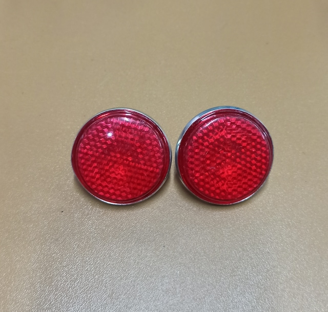 Yuvarlak Kırmızı Reflektör Saç Bağlantılı 6mm Vidalı 2 Adet