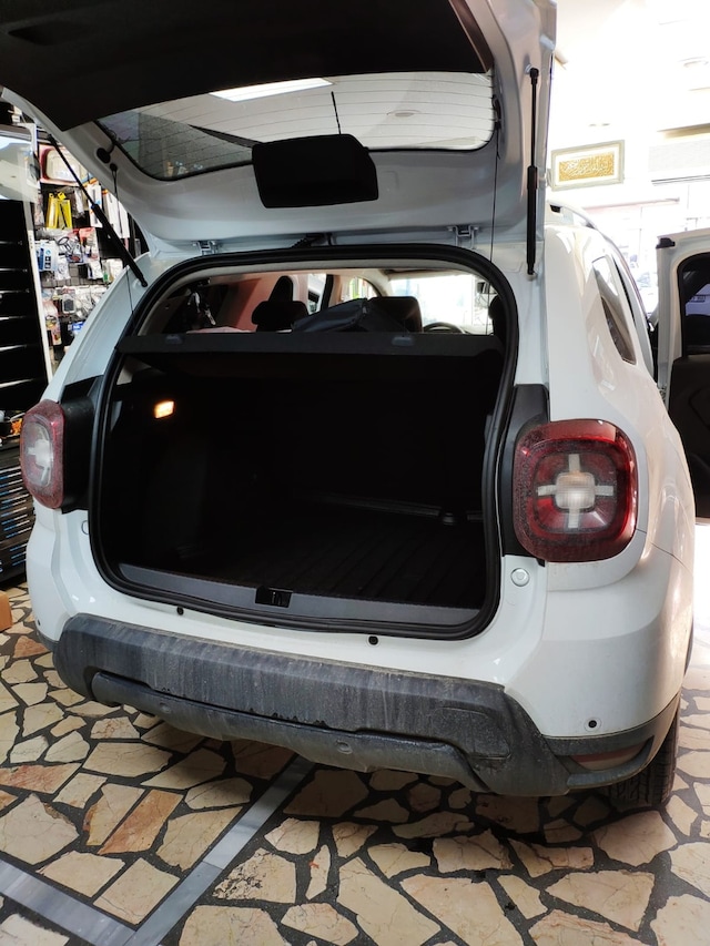 Dacia Duster 4X4 Uyumlu Bagaj Havuzu