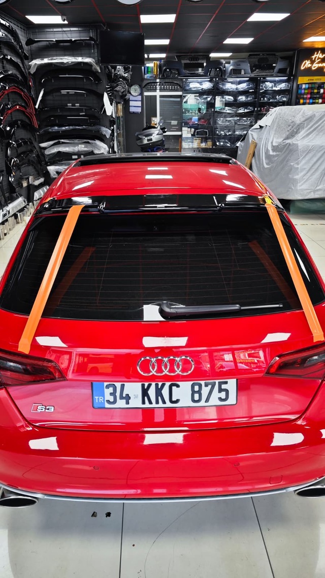 Audi A3 2013-2020 Hb Spoiler Parlak Siyah Boyalı Plastik