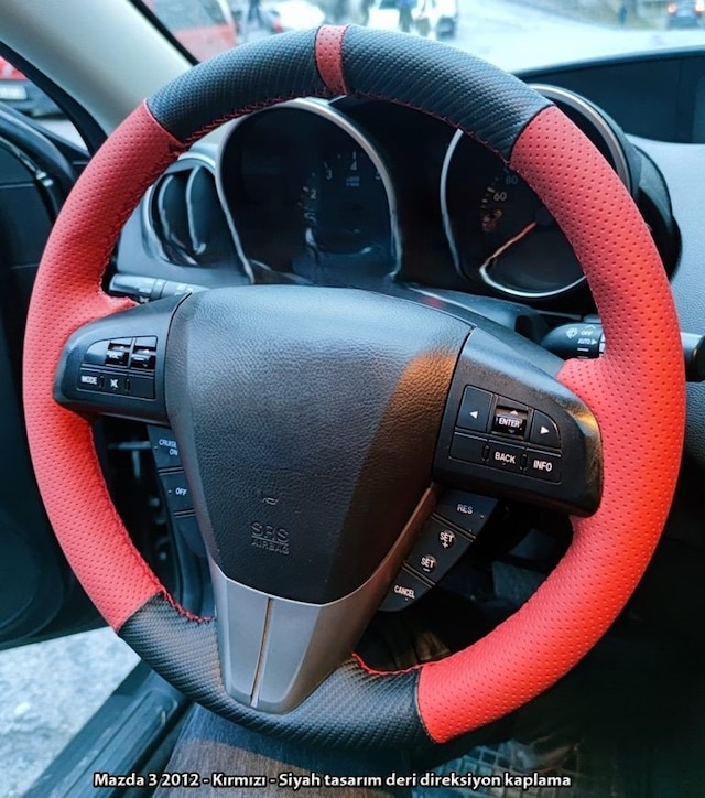 Mazda 3-2011-2012 Araca Özel Direksiyon Kılıfı Soft Nokta Kırmızı