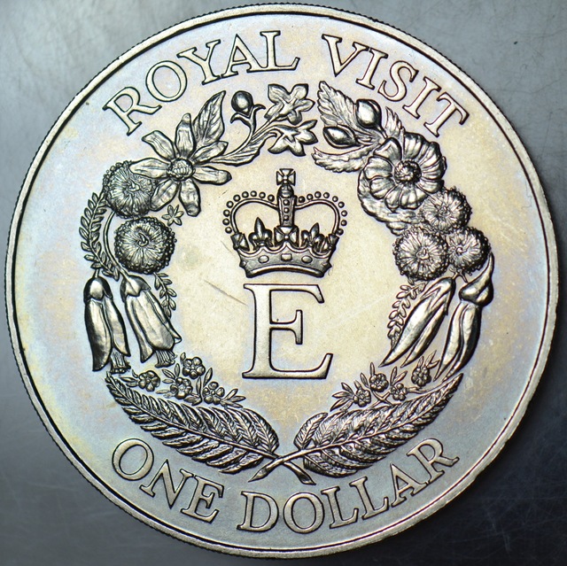 Yeni Zelanda 1 Dolar 1986 Hatıra-ıı. Elizabeth Ziyareti. 40.000 Basılmıştır. 38,6 Mm 28,3 Gr. Çil -