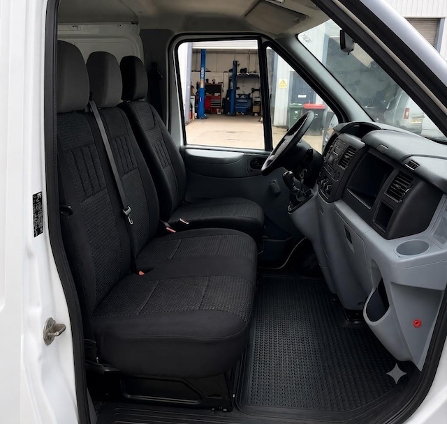Ford Transit 350 L Duratorq Tek Kabin 2+1 Koltuk Kılıfı SİYAH 45093461