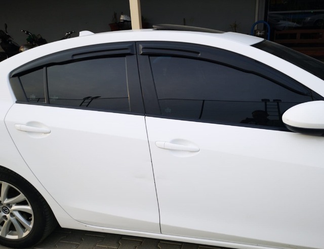 Mazda 3 Mügen Cam Rüzgarlığı Sedan 2009 - 2014 Arası 4 Lü N11.33504